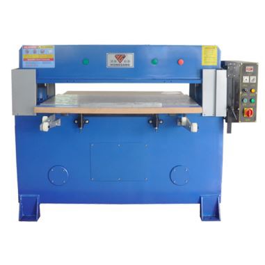 Käsi napsahtaa Paina