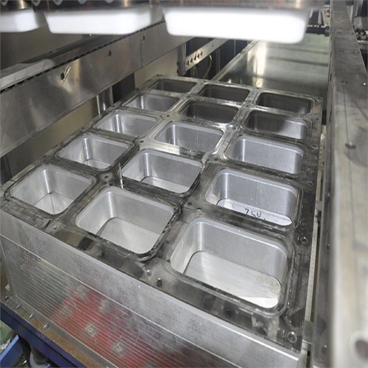 Fully Automatic Plastic Vacuum Forming Machine